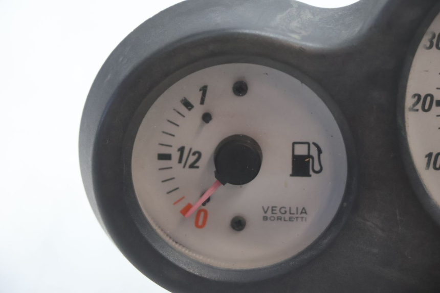 photo de TACHOMETER PEUGEOT SPEEDFIGHT LC 50 (1996 - 2002) - Detailansicht des Bauteils