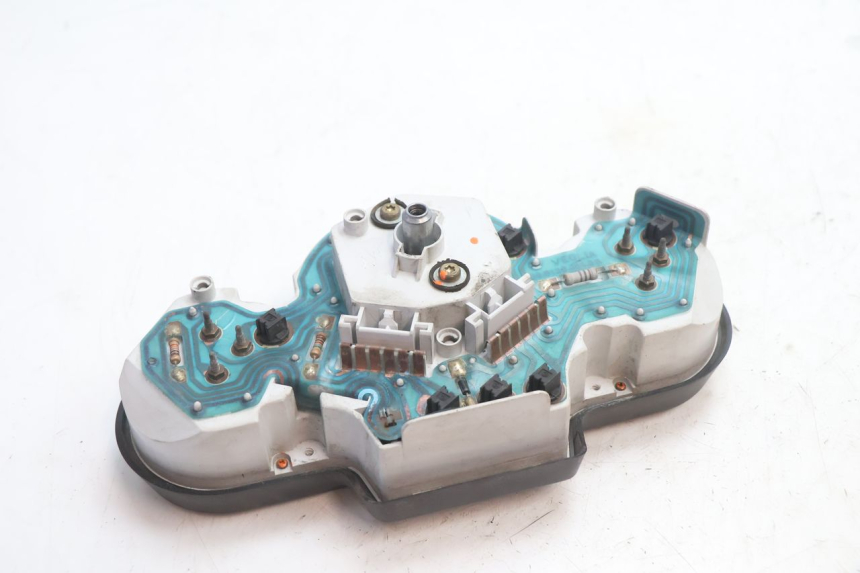 photo de TACHOMETER PEUGEOT SPEEDFIGHT LC 50 (1996 - 2002) - Oberflächenzustand und Material