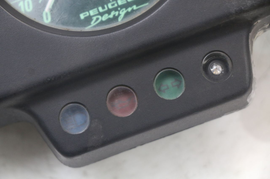 photo de TACHOMETER PEUGEOT SPEEDFIGHT 100 (1997 - 2007) - Technische Nahaufnahme