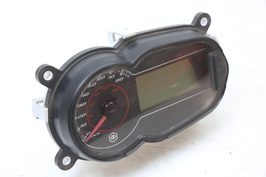 photo de TACHOMETER  APRILIA SR 2T 50 (2018 - 2022) - Zoom auf Gebrauchszustand