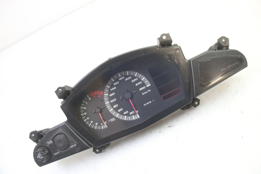 photo de TACHOMETER  HONDA ST PAN EUROPEAN 1300 (2002 - 2013) - Hauptansicht