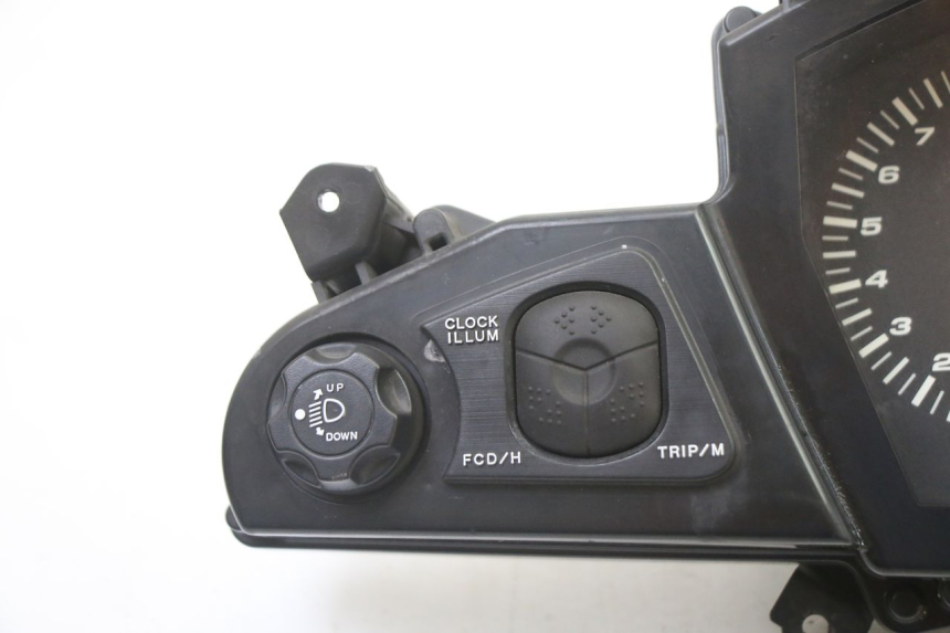 photo de TACHOMETER  HONDA ST PAN EUROPEAN 1300 (2002 - 2013) - Detailansicht des Bauteils