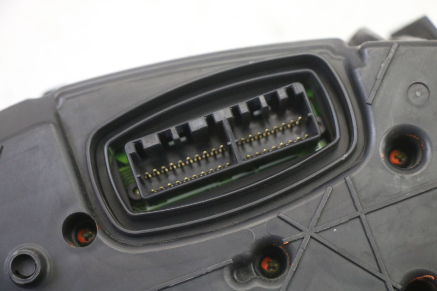 photo de TACHOMETER  HONDA ST PAN EUROPEAN 1300 (2002 - 2013) - Charakteristische Merkmale