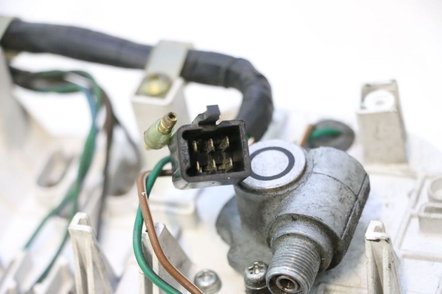 photo de TACHOMETER  HONDA ST PAN EUROPEAN 1100 (1990 - 2002) - Details der Befestigungspunkte