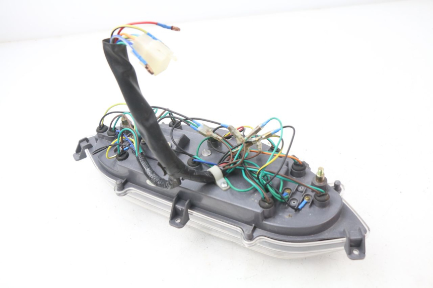 photo de TACHOMETER  RAZZO STEED 125 (2012 - 2018) - Details der Befestigungspunkte