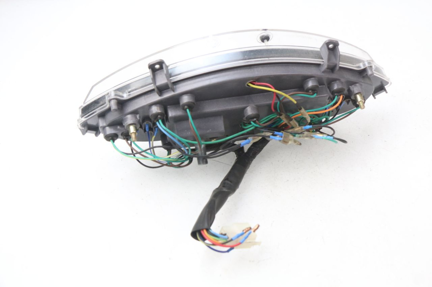 photo de TACHOMETER  RAZZO STEED 125 (2012 - 2018) - Oberflächenzustand und Material