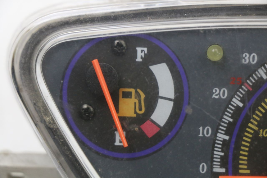 photo de Tachometer VASTRO STREET X 4T 50 (2016 - 2021) - Detailansicht des Bauteils