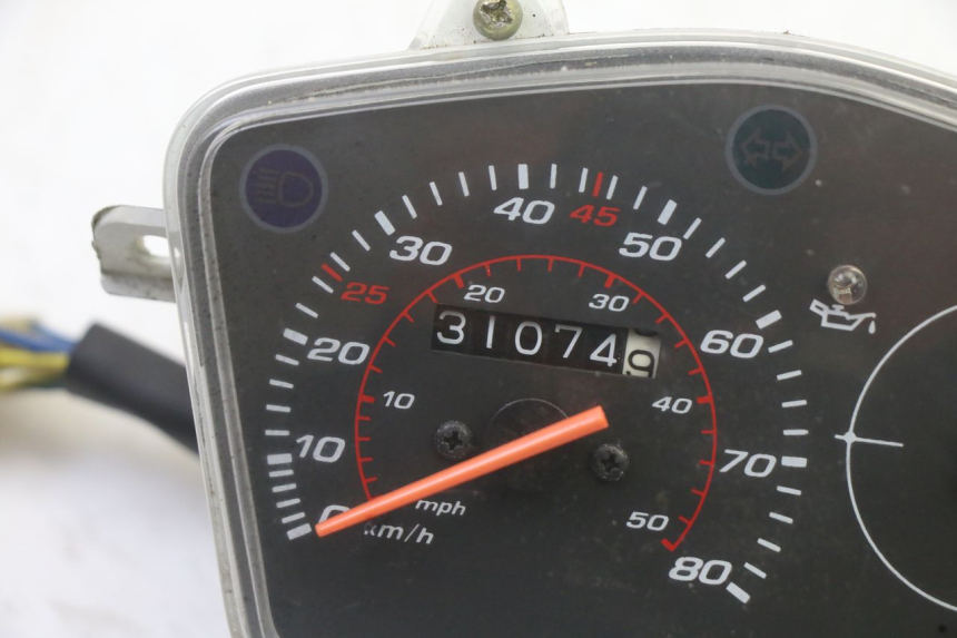 photo de TACHOMETER  PEUGEOT STREETZONE I 2T 50 (2018 - 2020) - Detailansicht des Bauteils