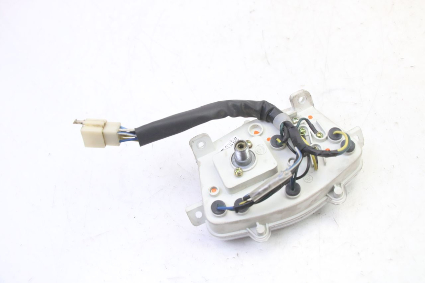 photo de TACHOMETER  PEUGEOT STREETZONE I 2T 50 (2018 - 2020) - Oberflächenzustand und Material