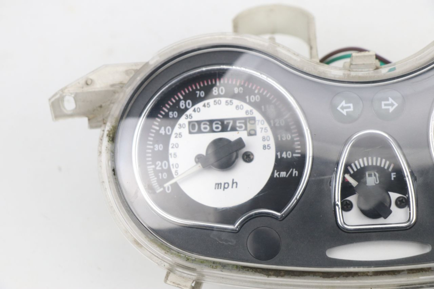photo de TACHOMETER  PEUGEOT SUM UP 125 (2008 - 2013) - Kennzeichnungen und Originalreferenzen