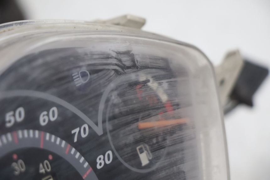 photo de TACHOMETER  KYMCO SUPER 8 2T 50 (2007 - 2013) - Technische Nahaufnahme