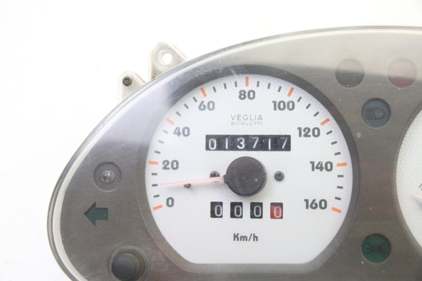 photo de TACHOMETER  PIAGGIO SUPER LX 125 (2000 - 2003) - Detailansicht des Bauteils