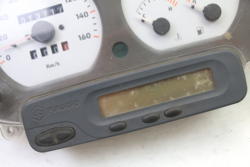 photo de TACHOMETER  PIAGGIO SUPER LX 125 (2000 - 2003) - Alternative Perspektive
