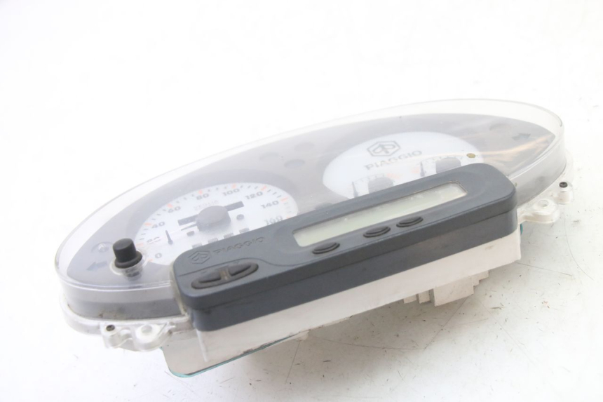 photo de TACHOMETER  PIAGGIO SUPER LX 125 (2000 - 2003) - Technische Nahaufnahme