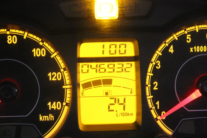 photo de TACHOMETER  SUZUKI BURGMAN 125 (2018 - 2021) - Zoom auf Gebrauchszustand