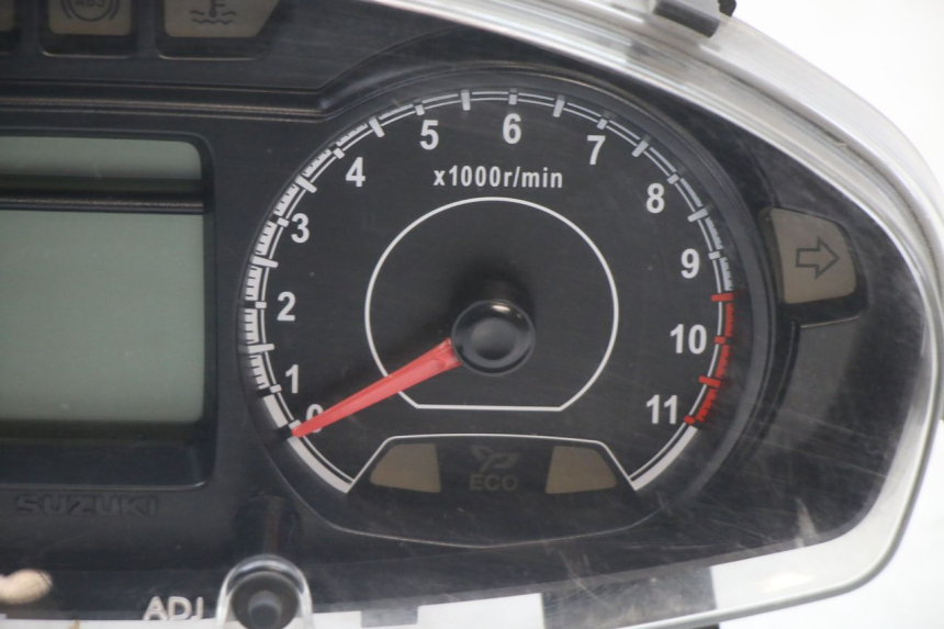 photo de TACHOMETER  SUZUKI BURGMAN 125 (2018 - 2021) - Technische Nahaufnahme