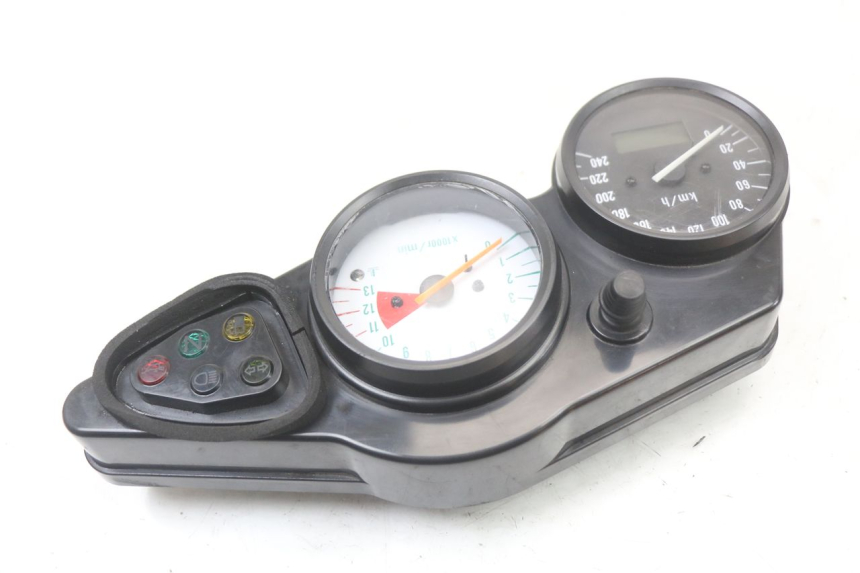 photo de TACHOMETER  SUZUKI SV S 650 (1999 - 2002) - Technische Nahaufnahme