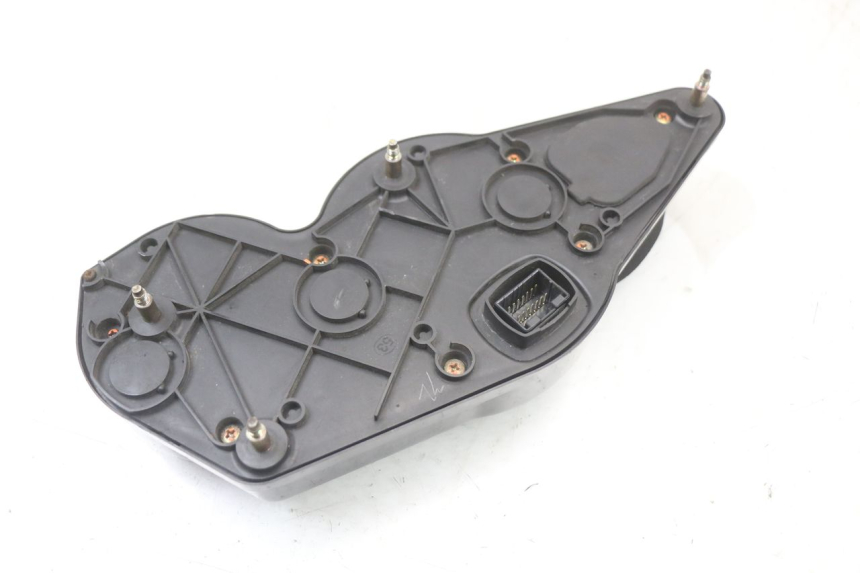 photo de TACHOMETER  SUZUKI SV S 650 (1999 - 2002) - Oberflächenzustand und Material