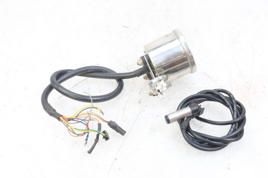 photo de TACHOMETER SUZUKI SV N 650 (1999 - 2002) - Charakteristische Merkmale