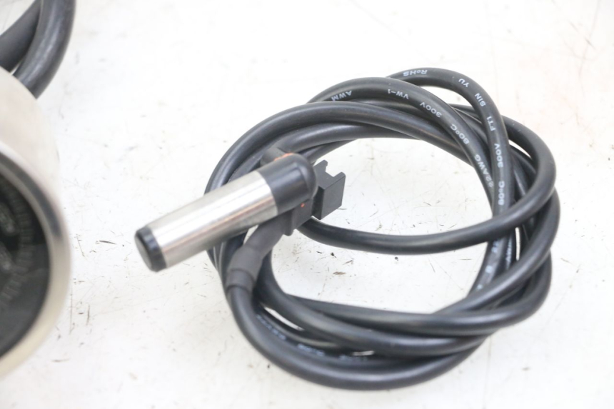 photo de TACHOMETER SUZUKI SV N 650 (1999 - 2002) - Hochauflösende Nahaufnahme