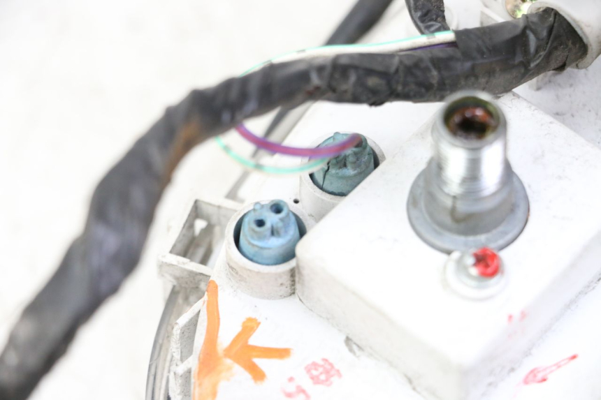 photo de TACHOMETER SYM FIDDLE 3 III 125 (2014 - 2020) - Zoom auf Gebrauchszustand