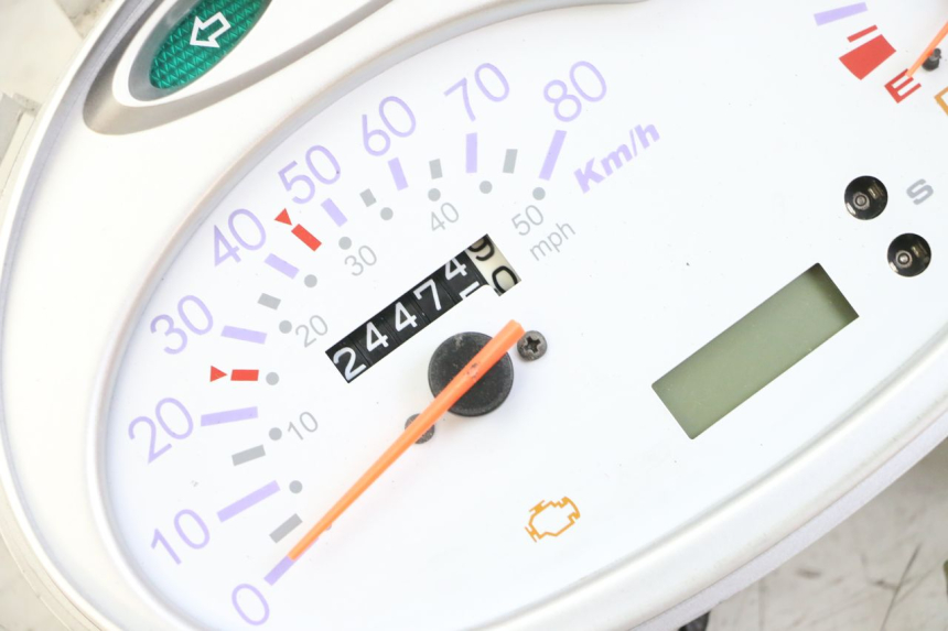 photo de TACHOMETER  SYM FIDDLE 3 III 50 (2014 - 2020) - Zoom auf Komponenten