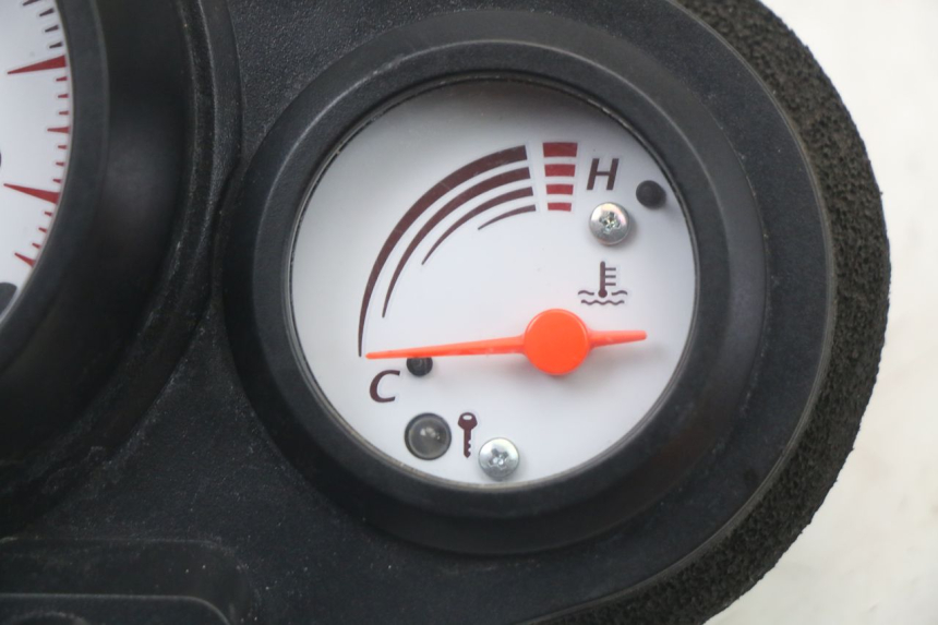 photo de TACHOMETER YAMAHA TDM ABS 900 (2002 - 2014) - Technische Nahaufnahme