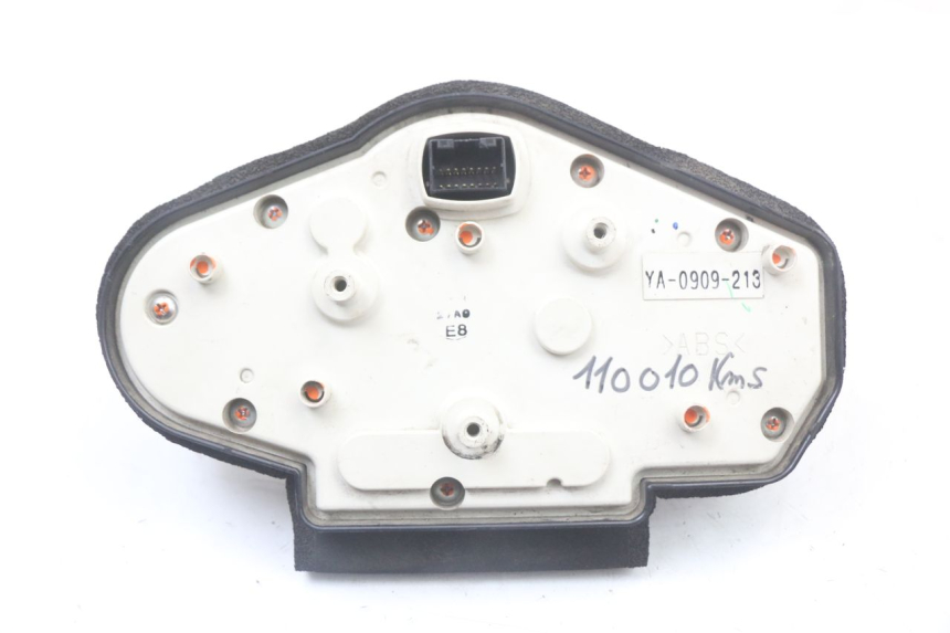 photo de TACHOMETER YAMAHA TDM ABS 900 (2002 - 2014) - Oberflächenzustand und Material