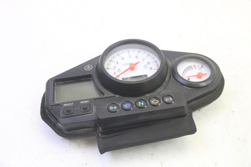 photo de TACHOMETER  YAMAHA TDM ABS 900 (2002 - 2014) - Oberflächenzustand und Material