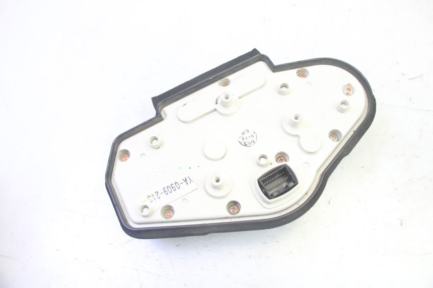 photo de TACHOMETER  YAMAHA TDM ABS 900 (2002 - 2014) - Weitere Ansicht des Artikels