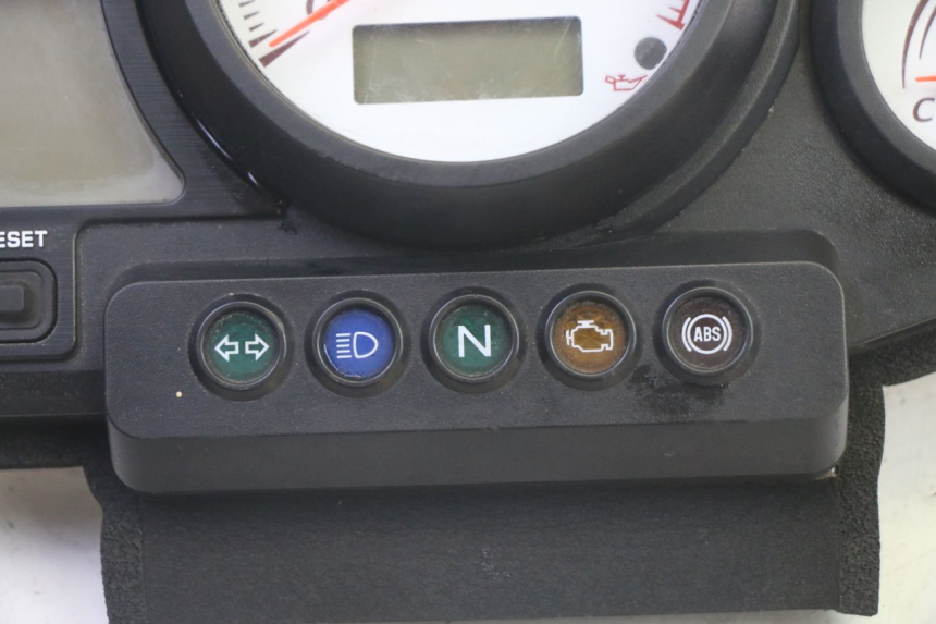 photo de TACHOMETER  YAMAHA TDM ABS 900 (2002 - 2014) - Details der Befestigungspunkte