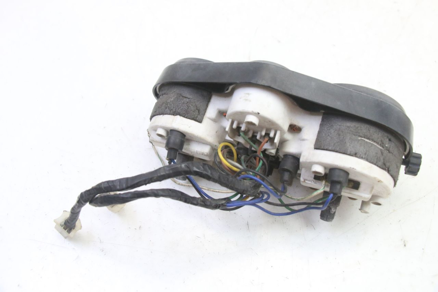 photo de TACHOMETER  YAMAHA TDR DELTABOX 125 (1997 - 2003) - Oberflächenzustand und Material
