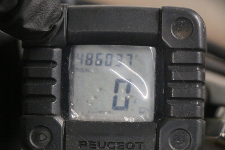 photo de TACHOMETER PEUGEOT TKR TREKKER FURIOUS 50 (2005 - 2014) - Weitere Ansicht des Artikels