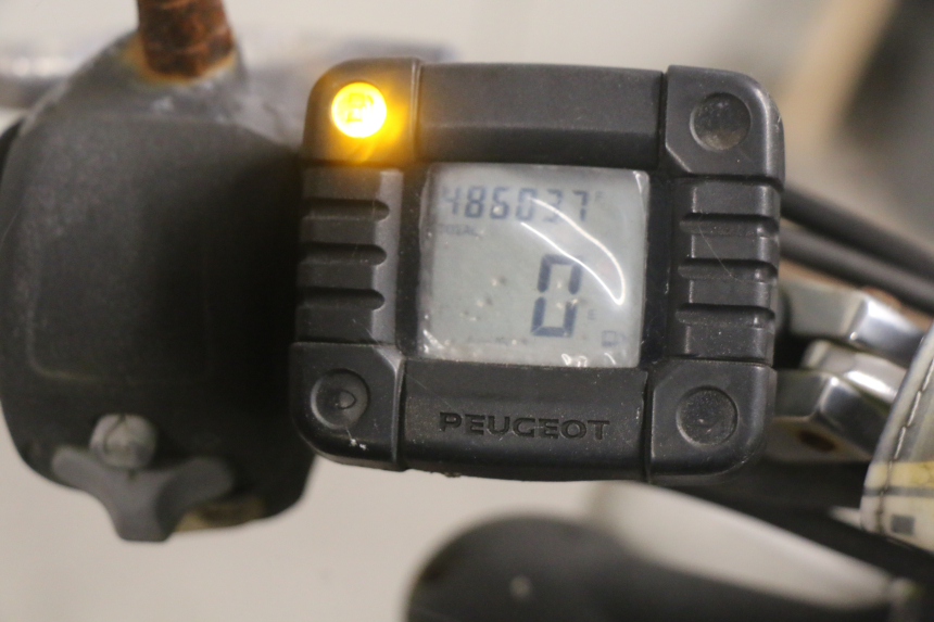 photo de TACHOMETER PEUGEOT TKR TREKKER FURIOUS 50 (2005 - 2014) - Kennzeichnungen und Originalreferenzen
