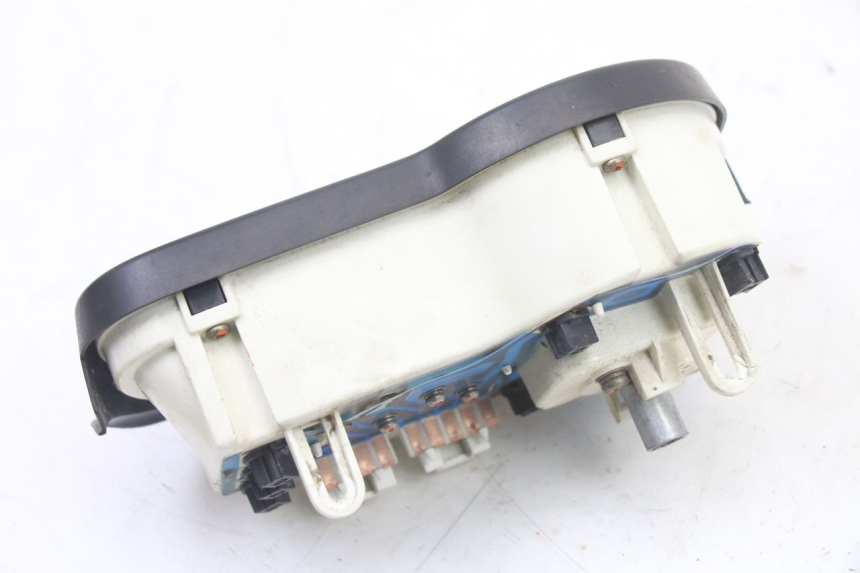 photo de TACHOMETER  PEUGEOT TREKKER TKR 50 (2005 - 2014) - Details der Befestigungspunkte