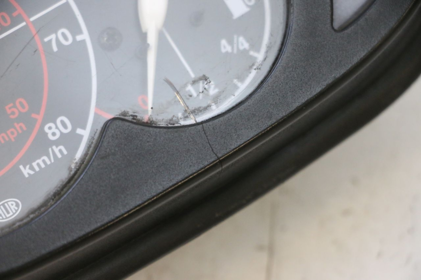 photo de TACHOMETER  PEUGEOT TREKKER TKR 50 (2005 - 2014) - Charakteristische Merkmale