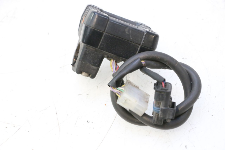 photo de TACHOMETER PEUGEOT TREKKER 50 (1995 - 2004) - Weitere Ansicht des Artikels
