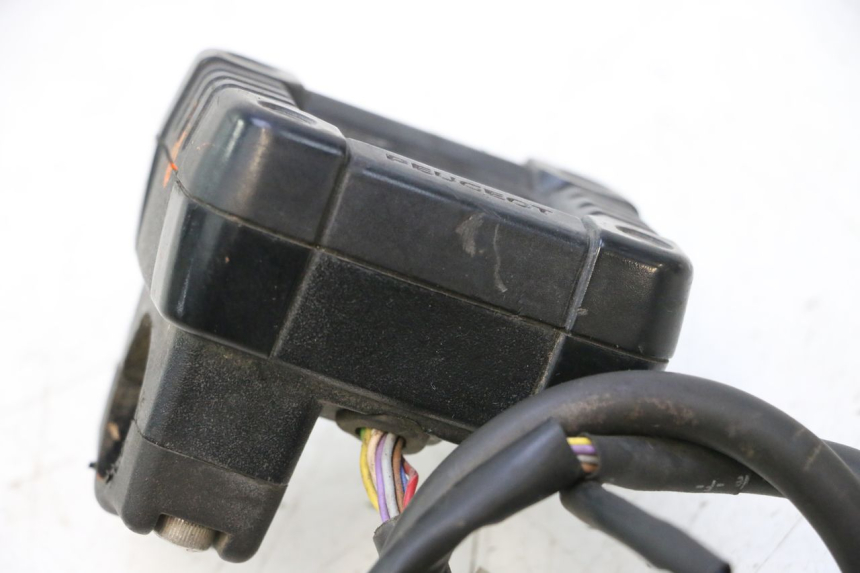 photo de TACHOMETER PEUGEOT TREKKER 50 (1995 - 2004) - Kennzeichnungen und Originalreferenzen