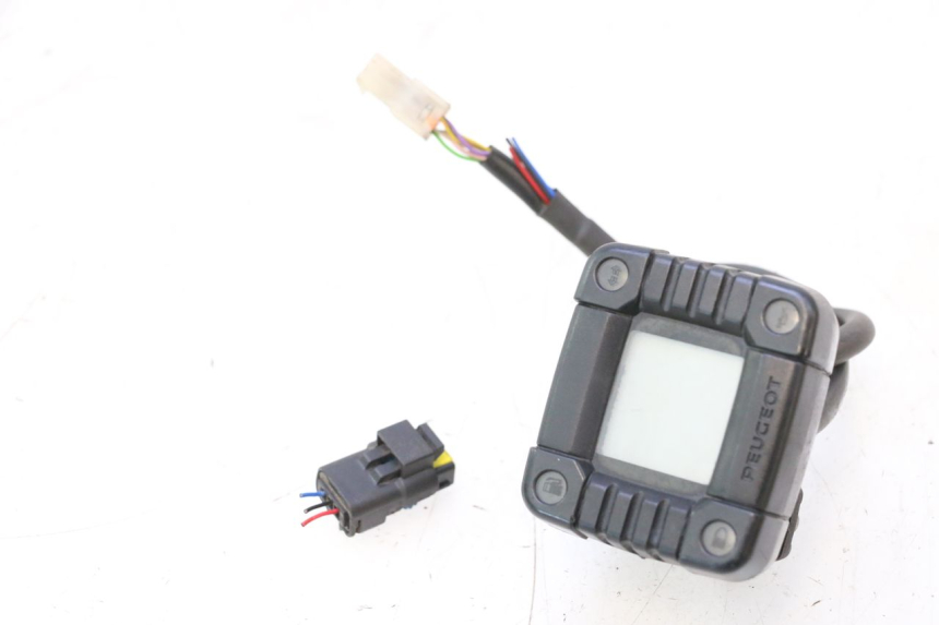photo de TACHOMETER PEUGEOT TREKKER 50 (1995 - 2004) - Hauptansicht