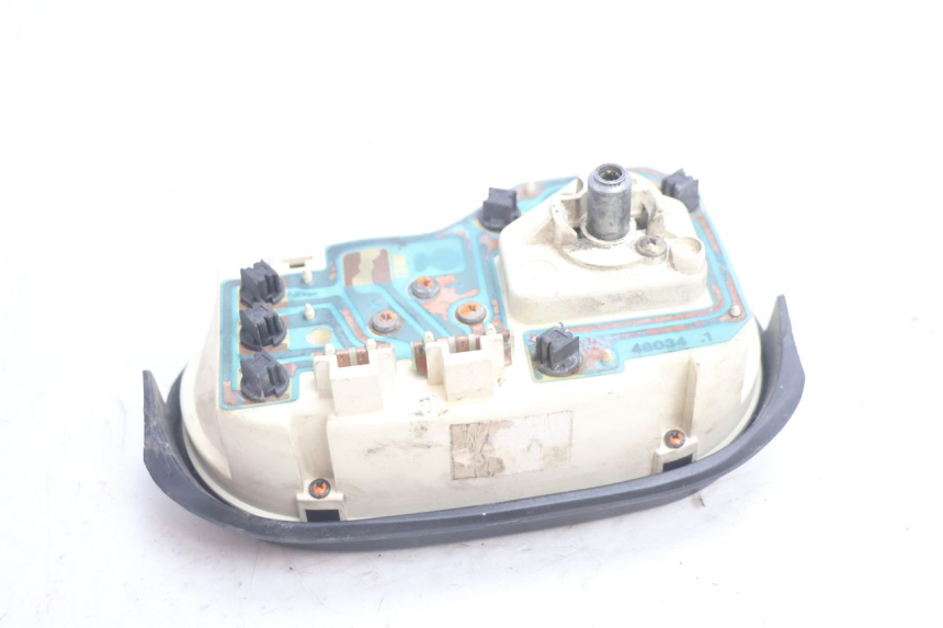 photo de TACHOMETER PEUGEOT TREKKER 50 (1995 - 2004) - Oberflächenzustand und Material