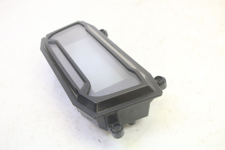 photo de TACHOMETER  YAMAHA TRICITY 300 (2020 - 2024) - Details der Befestigungspunkte