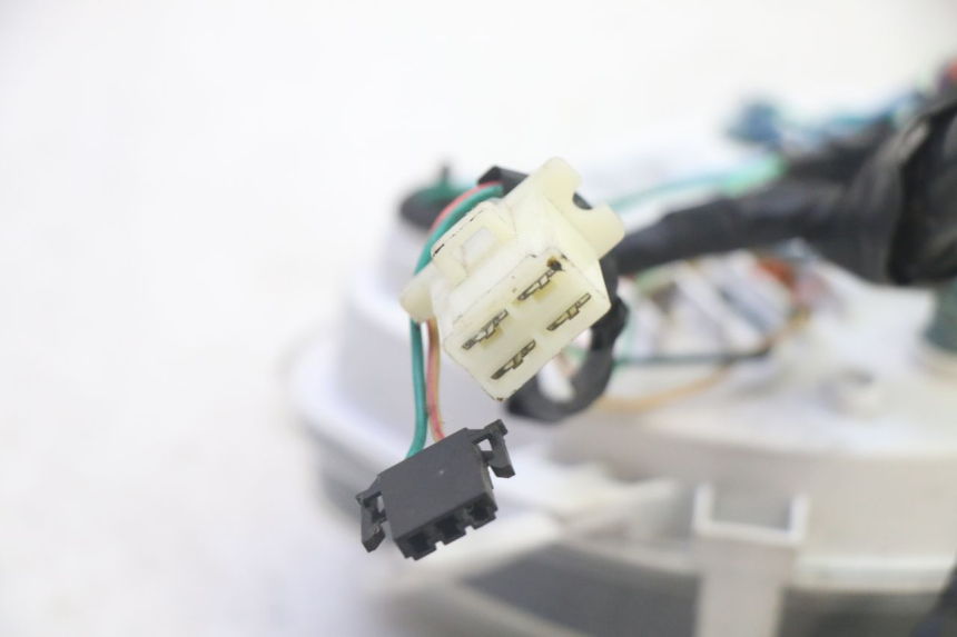 photo de TACHOMETER  PEUGEOT TWEET PRO EFI 4T 50 (2021 - 2022) - Weitere Ansicht des Artikels