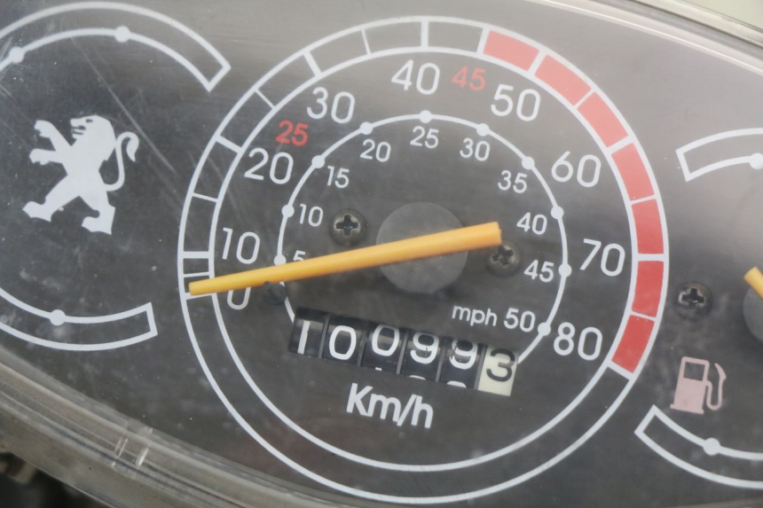 photo de TACHOMETER PEUGEOT V-CLIC VCLIC 50 (2007 - 2013) - Zoom auf Gebrauchszustand