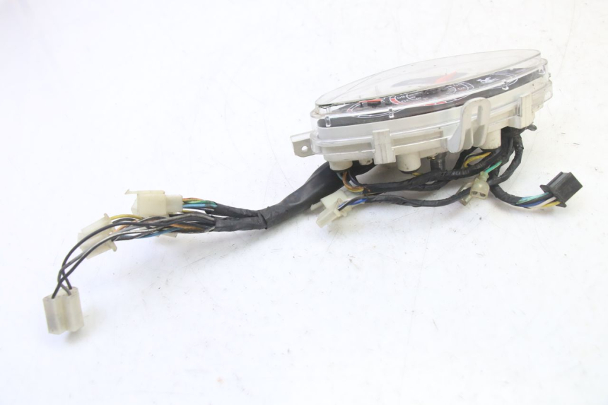 photo de TACHOMETER PEUGEOT V-CLIC VCLIC 50 (2007 - 2013) - Details der Befestigungspunkte