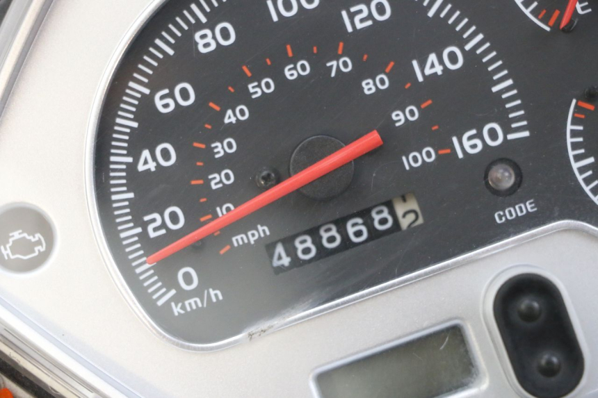 photo de TACHOMETER  PIAGGIO VESPA GTS SUPER IE 125 (2009 - 2016) - Hochauflösende Nahaufnahme