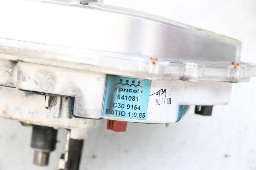 photo de TACHOMETER  PIAGGIO VESPA GTS SUPER IE 125 (2009 - 2016) - Gesamtansicht des Produkts