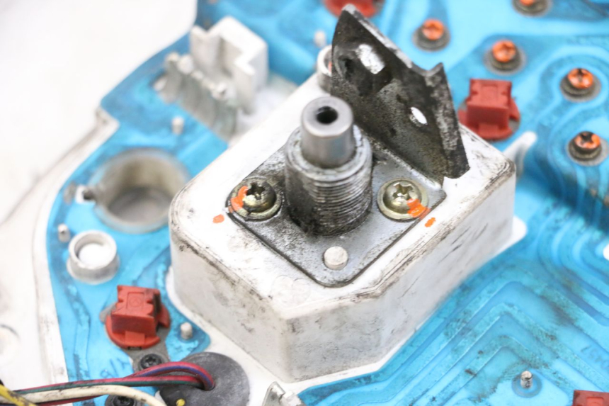 photo de TACHOMETER  PIAGGIO VESPA GTS SUPER IE 125 (2009 - 2016) - Oberflächenzustand und Material