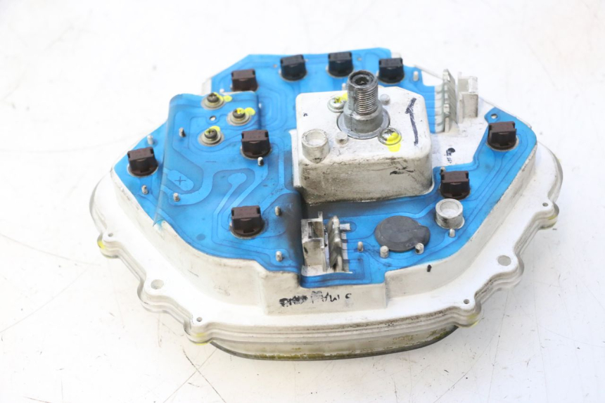 photo de TACHOMETER PIAGGIO VESPA LX 2T 50 (2005 - 2013) - Oberflächenzustand und Material