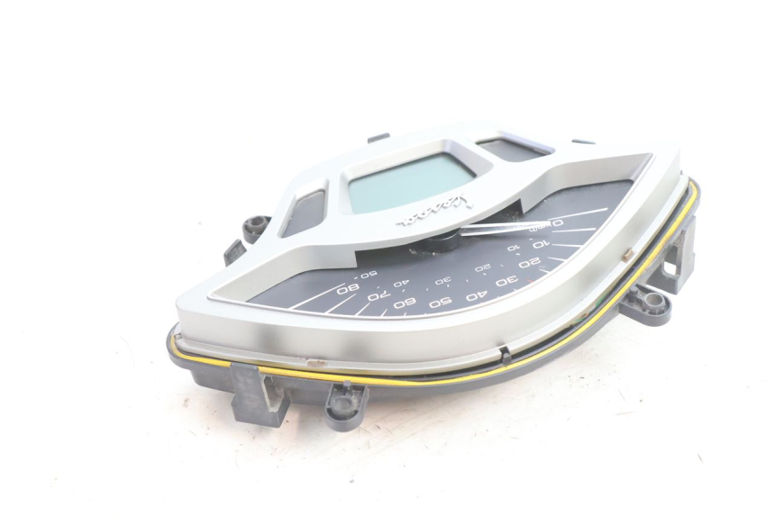 photo de TACHOMETER  PIAGGIO VESPA PRIMAVERA 2T 50 (2013 - 2018) - Technische Nahaufnahme