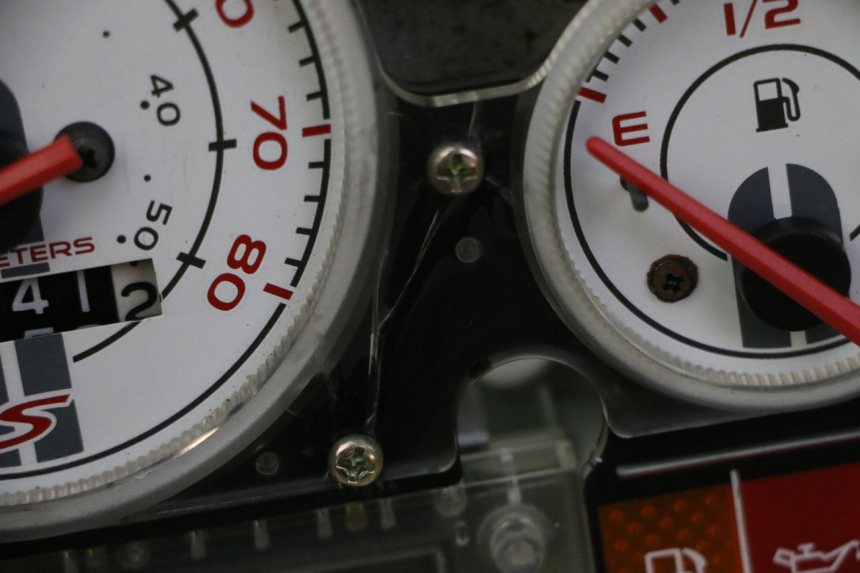 photo de TACHOMETER PIAGGIO VESPA S 2T 50 (2007 - 2014) - Profilansicht des Ersatzteils